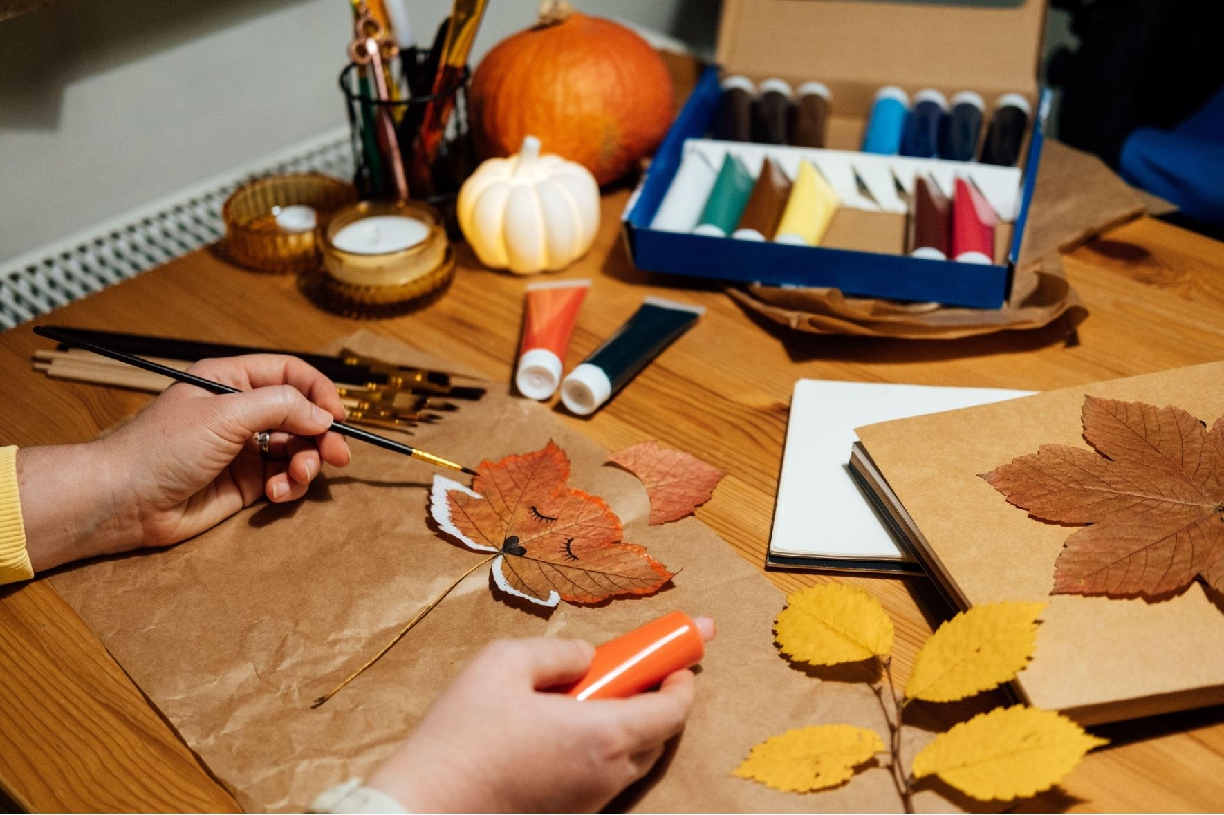 Jesienne zabawy z dzieckiem – pomysły na aktywności i DIY z darów jesieni